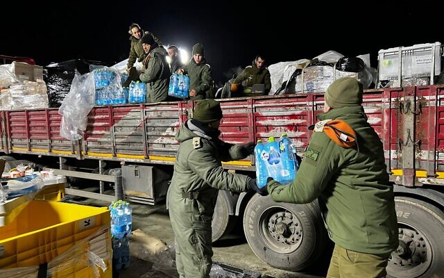 IDF soldiers are seen transporting water after an earthquake in Turkey on February 9, 2023. (Israel Defense Forces)
